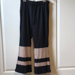 Comfy pants as a set! (Get a free gift)!